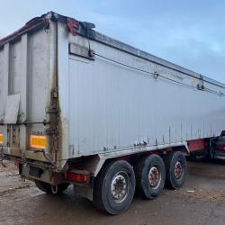 FRUEHAUF ALUMINIUM PLANK SIDED TIP TRL
