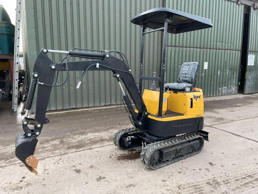 jpc-1-ton-mini-digger-for-sale-uk-plant