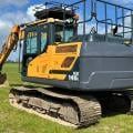 HYUNDAI HX140L
