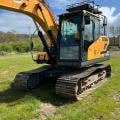 HYUNDAI HX140L