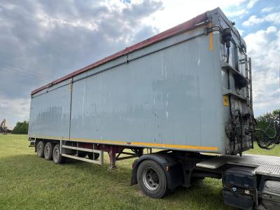 BMI WALKING FLOOR TRAILER