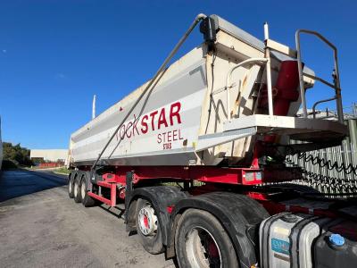STAS TIP TRAILER