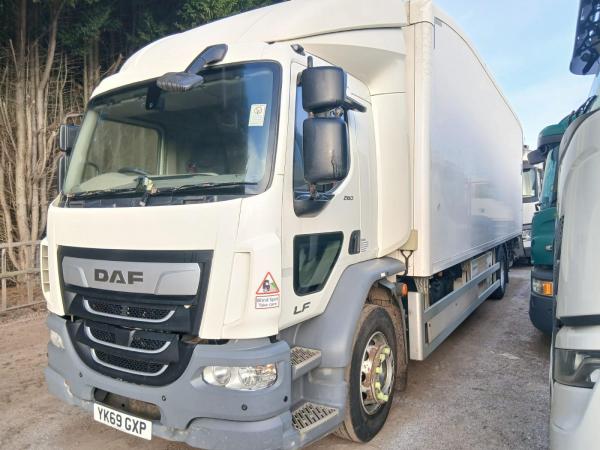 DAF LF.260 FRIDGE TRUCK
