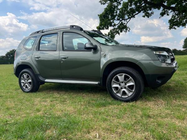 DACIA DUSTER 1.5 DCI LAUREATE
