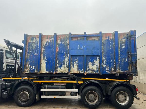 COMPACTOR BIN