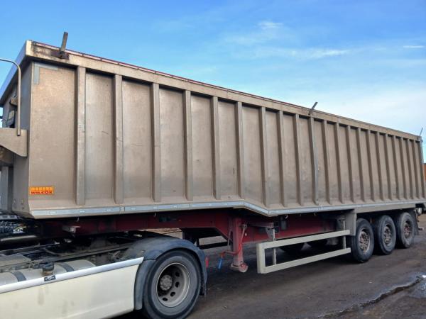 WILCOX TIPPING TRAILER